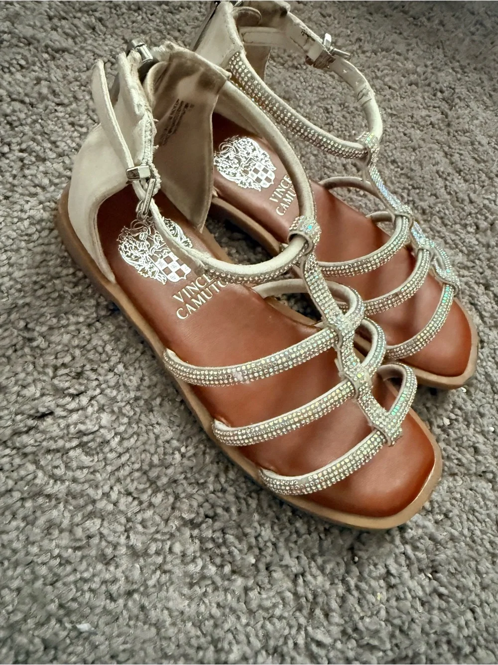 Vince Camuto Cream Rhinestone T-Strap Sandals 😍😍